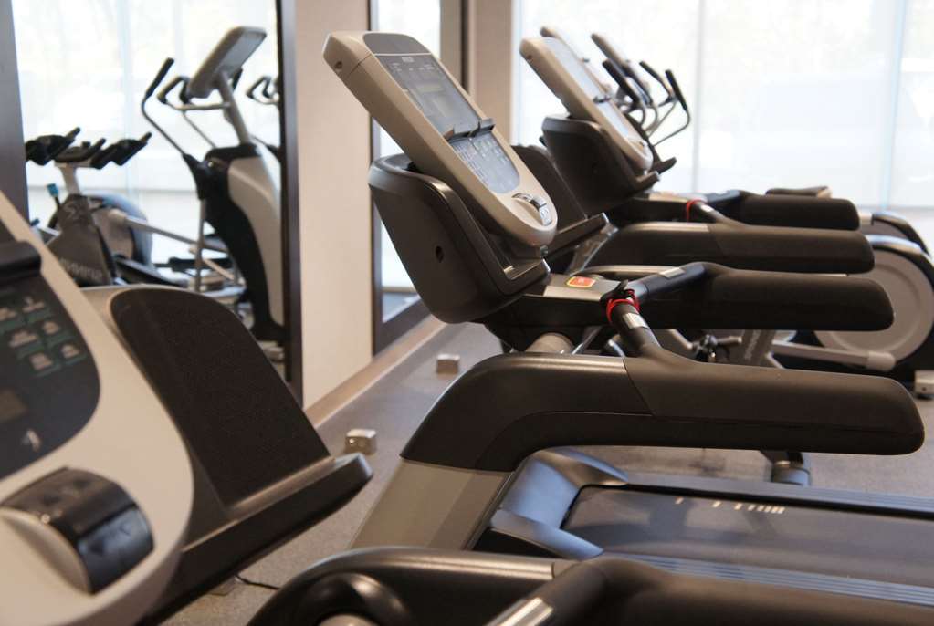 La Quinta Inn & Suites By Wyndham Kansas City Beacon Hill Facilities photo